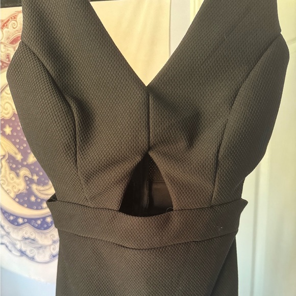 BLACK CUT OUT DRESS - Picture 1 of 4